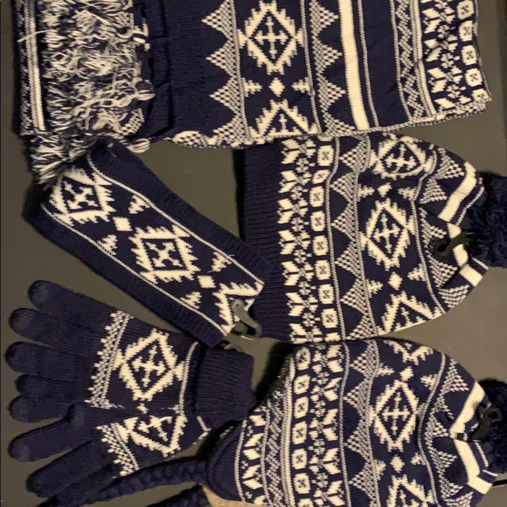 Navy and White winter hat and scarf set 5 Pieces
